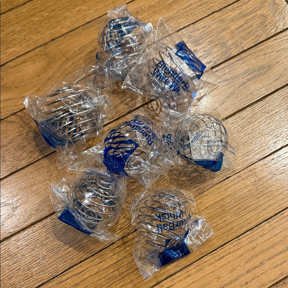 Bundle of 7 blender bottle whisks